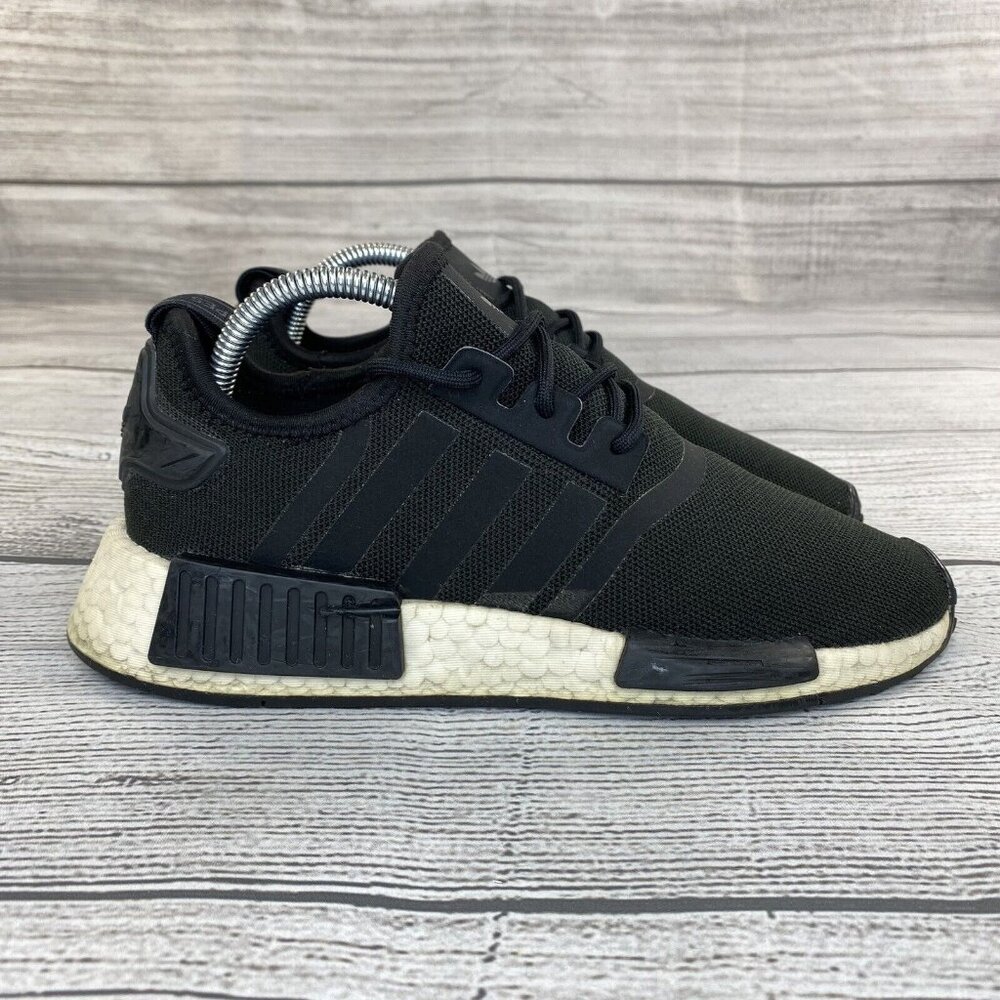 Adidas NMD R1 J Primeblue Sneakers Men Size 7 Athletic Running Shoes HO2333